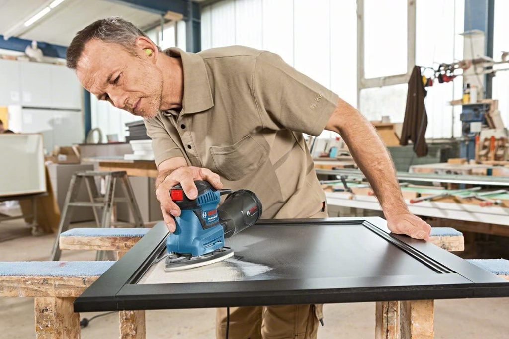 Bosch_Schwingschleifer_GSS 160_4.webp